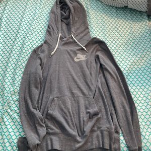 Nike pull over sweat shirt